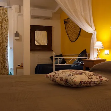 Vista D'amare Pensión