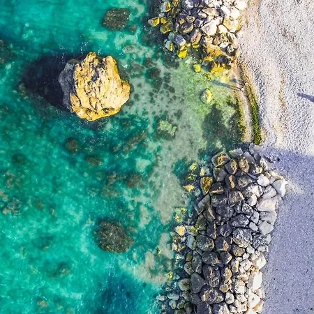 Pensión Vista D'amare